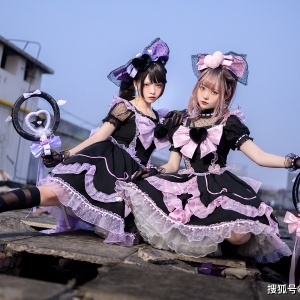 Lolita：魔女降临，你被捕了！