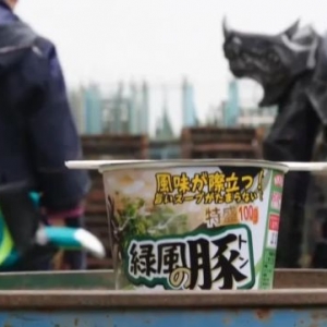 假面骑士Saber：地狱兄弟日常抢食，猜拳大战天灾完败