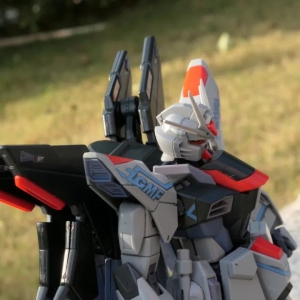 新手村：大河原邦男配色，强袭自由