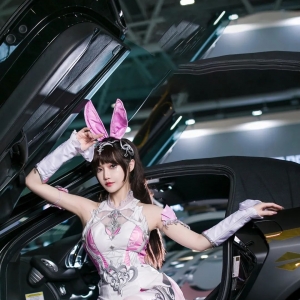 cos：二次元cos大赏斗罗大陆车模小舞@露兒大魔王
