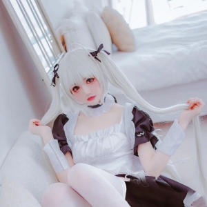 cos：女仆穹妹cos正片@coser衣衣