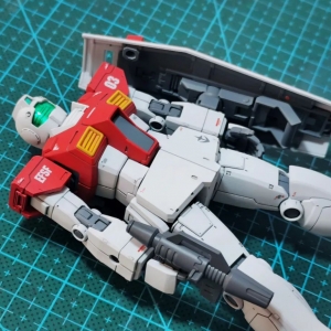 联邦军的泛用型量产机——RGM-79