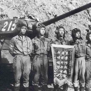 「周末开坦克」中国人民志愿军215号英雄车（全笔涂）