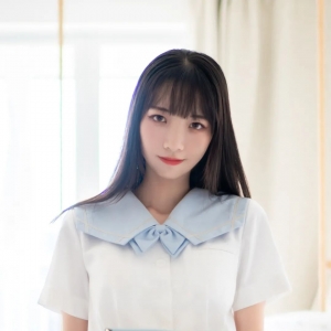 JK少女：心在怦怦跳，小鹿在环绕