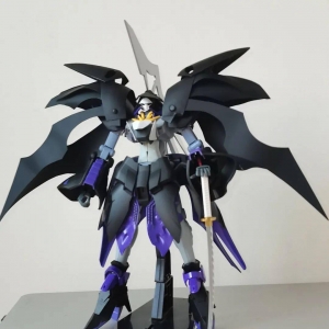 谍影卡碧尼+沙扎比小姐=卡碧尼魔女