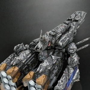 剧场版超时空要塞母舰就应该用二次元涂装完成……