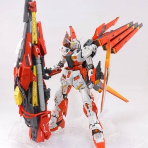 不一样的背包、细节和超级米加粒子炮！RG牛改再生高达配色