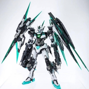 MG 00Q全刃式，初音配色？