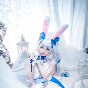 cos：碧蓝航线萌妹拉菲的白兔与誓约cos正片@雪晴