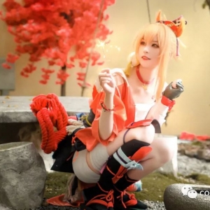 cos：原神琉焰华舞·宵宫cos正片@拼音音
