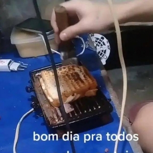 纯狱天花板？巴西囚犯偷拍狱内短视频：分享监狱日常