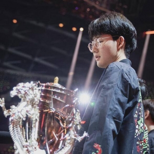 韩国网友传谣Viper将回LCK，EDG老板凌晨发声打脸，下路已续约