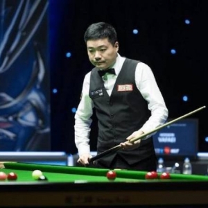 丁俊晖爆冷首轮出局！下滑至第27位达15职业生涯最低