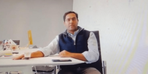 美国CEO视频辞退900人 公司爆发离职潮 多位高管辞职