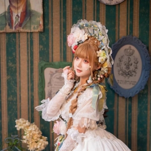 Lolita：玫瑰无原则，心动至上