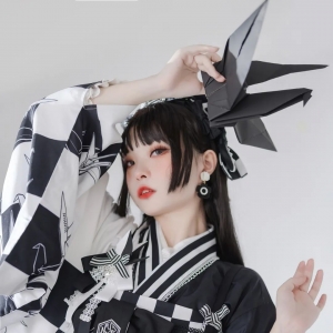 Lolita：千纸鹤