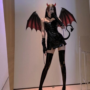 《新笑傲江湖》上线两年，已成Cos圈香饽饽，被无数Coser偏爱