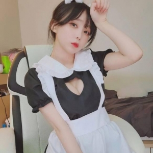 雪白车灯太晃人！韩国甜美Coser“밍선하”美照赏