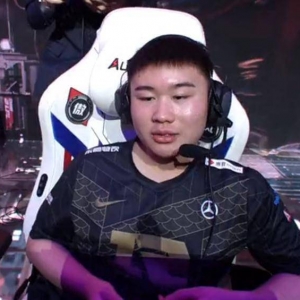 “至臻全华班”当场扑街！RNG惨遭TES横扫，新上单Bin不敌Zoom