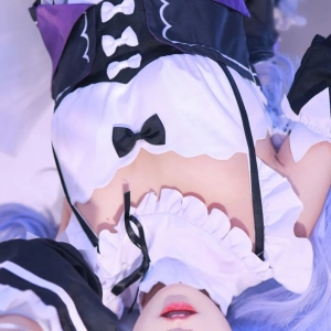 cos：​长发蕾姆老婆限时返场@好仙一颗丹药