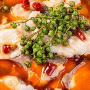 多家“青花椒”餐馆被告商标侵权 诉讼方董事长道歉