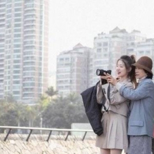 22岁美女秘书孟羽童走红 董明珠：只是给了她平台和机会