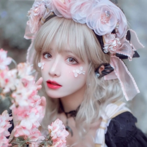 Lolita：妖舞精灵耳机