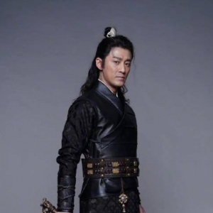 王晶回应新《倚天屠龙记》电影林峯版张无忌年龄争议