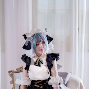 cos：碧蓝航线柴郡cos正片@半半子