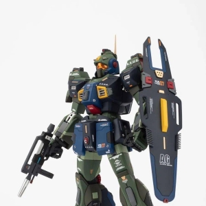 丢一个不甘平庸、争当主角机的雷姆