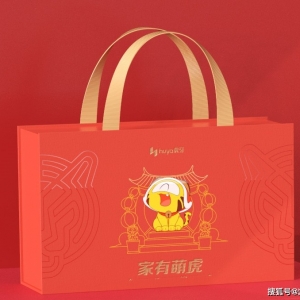游戏日报潮玩2022新春开箱：虎牙公司虎年自带招财“虎”