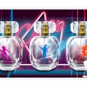 庆40周年《猫眼三姐妹》推三姐妹主题香水 各具风味