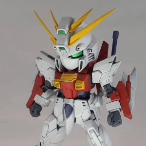 炽热高达改变比例后帅多了！HG+SD真香