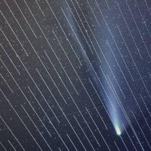观测图像布满条纹 星链卫星成为天文学家的现实噩梦