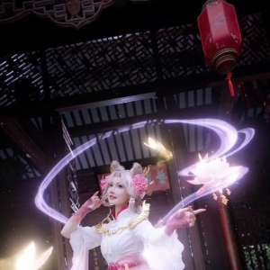 cos：王者荣耀嫦娥拒霜思cos正片@露兒