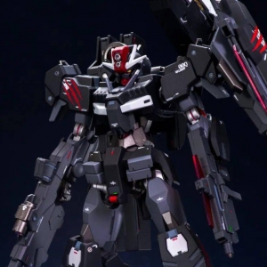 肩上带爪痕，HG 00Q指挥官型反派风格改造