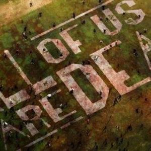 Netflix惊悚韩剧《僵尸校园》IGN 7分：刺激但无新意