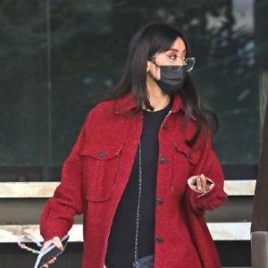 初代《小鬼当家》电影男主与女友订婚：已经交往四年