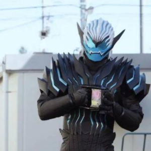 假面骑士Revice第23话伏笔汇总，狩崎的老爸还活着？