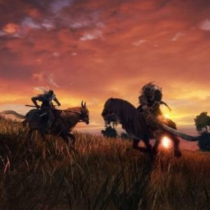 马丁戴女武神头盔晒自拍 PS5国行补货别错过