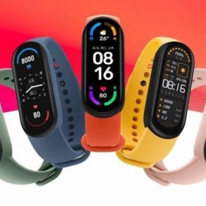 小米新款手环来了！更大屏幕 支持息屏显示 省电模式