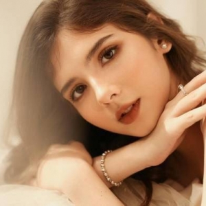 太正了！越南与澳洲混血Xuân Mai天使颜值堪比瓷娃娃