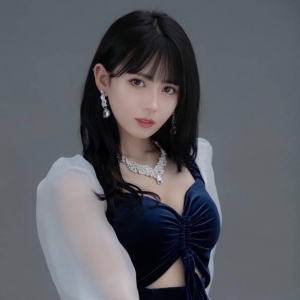 娇躯Q软白嫩！樱花美人楪くれは最爱女仆装美图赏