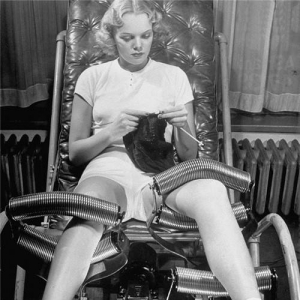 1940年女性专用健身房一派和谐景象！珍贵的老照片