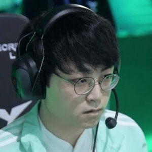 ShowMaker表示必须比现在更努力才不会落后