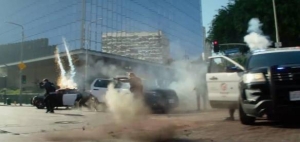 爆炸贝！迈克尔贝新片《亡命救护车》内地定档预告赏