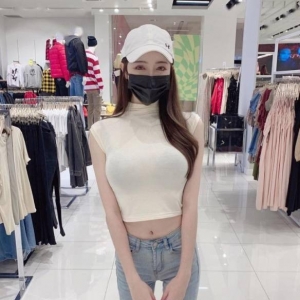 回头率超高！马来西亚正妹模特：Hannah娜娜美照赏