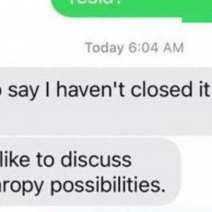 世界首富马斯克发表情嘲笑比尔盖茨 暗讽他是男妈妈