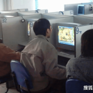 全服只剩最后1人！网游玩家坚守15年，终于感动官方为他更新 ...