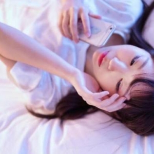 夏天头灯最对味！外号“奶制品”「日向葵衣」美图赏